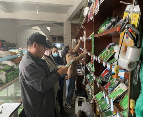 市農(nóng)牧技術(shù)推廣中心組織開(kāi)展第二季度農(nóng)作物種子經(jīng)營(yíng)情況專項(xiàng)監(jiān)督檢查