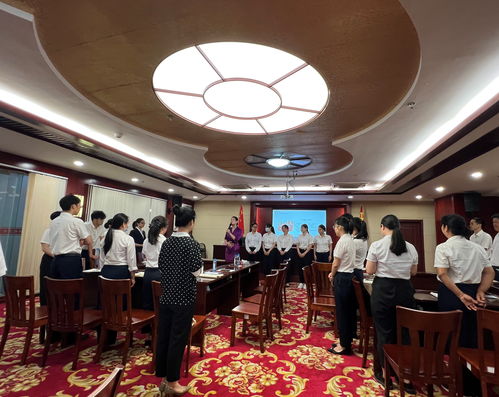 貴港市文旅投集團(tuán)舉辦會(huì)務(wù)商務(wù)禮儀專題培訓(xùn) 提升服務(wù)水平，樹(shù)立企業(yè)形象